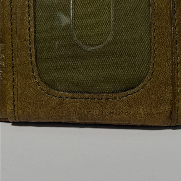 Vintage Fossil Olive Green Soft Leather Wallet - Picture 11 of 15